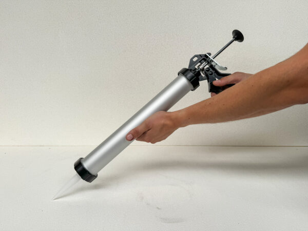 ALU PISTOOL 600 ML